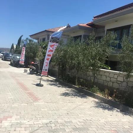 Havuzlu Nalya Konak Αλακάτι